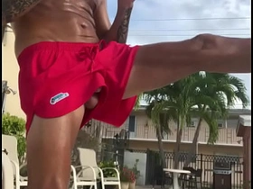 鸡巴意外从短裤里弹出 elated porn chinese hotel