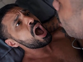 巴西邻居把我操得整栋楼都听得见 gay twink korean porn