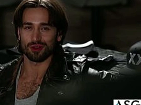 隔壁工作室 - 毛壮男模被纹身老板干趴 gay male sex videos asian