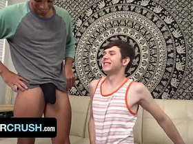 饥渴的焦糖肤色猛男Amone Bane内射无聊的继弟Dakota Lovell - BrotherCrush videos of asian gay sex