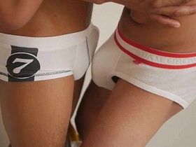 浴室激情性爱 waxen fucks asian gay porn