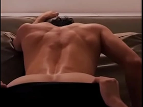 单身派对后，男友无套干我，最后射进我屁眼 chinese gay bottom porn