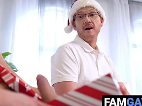 给继父Brody Kayman的肉棒礼物 Kyle Michaels hot indian gay sex porn