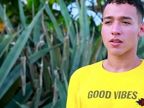 嫩臀骚年挨操实录 hot indian teen gay porn