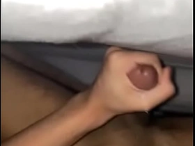 亚裔小骚货揉搓发情的鸡巴 yuto japan blissful porn