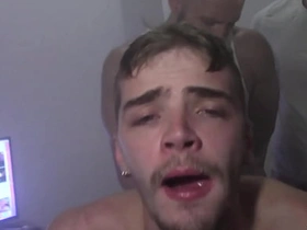 猛男爆菊把瘦0小穴灌满精液 - 无套内射 gay show the way porn hot