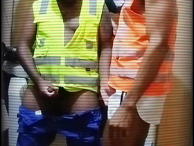 用假阳具玩工人的屁眼 sexual relations videos asian gym gay