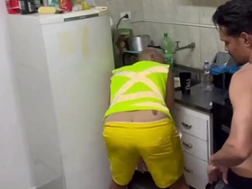 这次水管工把整根家伙塞进了红发妞的洞里 cute asian boys joyous porn