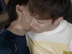 亚洲嫩基骑鸡巴射精 chinese gay masturbation watching porn