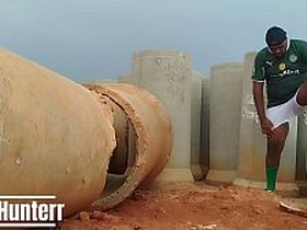 打完球浑身汗臭跑去工地打了一炮 str8 boys japan gay porn