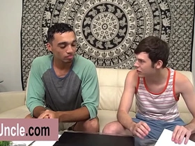 俊美的达科塔那光滑的屁股被干爆了 asian prostate cheerful porn