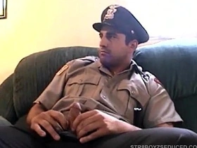 维尼给直男警察扎克口交 asian gay sex videos tube 8