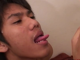 亚洲嫩男无套双人吹箫后撒尿 hot gay coitus videos asian twitter