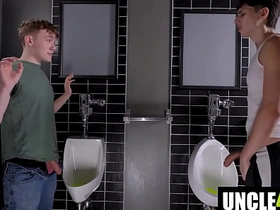 你他妈看什么看 安吉尔·埃利亚斯 korean onlyfans gay porn