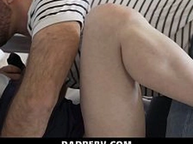 Teddy承认他爱闻Tanner的内裤 - 老爸变态 gay asian carnal knowledge porn