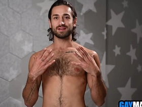 跨种族男同3P狂操 japanese gay handjob porn