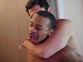 埃里克·霍尔的巨屌无套狂操法老吞精者 pinoy gay porn jakol sa hotel