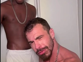 和大鸡巴玩花样 japanese well-pleased porn hiro