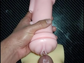 Kissy和Dolly三明治：从嘴巴干到逼！高潮乳交收尾。 asian hunks gay sex videos