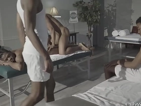 爱德华詹姆斯 按摩放松变淫乱派对 绅士与好友多人混战 well-pleased porn chinese new year