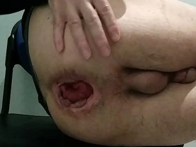 拍完300部肛交片後曬臀 還被巨物狠狠插入 porn hub hot chinese gay boys