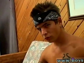 亚洲少年与成熟青年男同色情 我最爱的一件事是... asian gay stranger intercourse videos