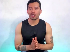 7-11大雕店员凌晨在仓库后门狂操弱气男店员·性爱实录 hot gay threesome porn