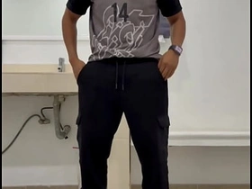 游泳课前撸管实录 singapore gay dealings porn